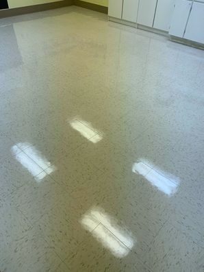 Before & After Floor Care at Image Church in Matthews, NC (3)