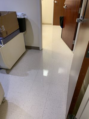 Before and After Floor Care Carley Family Care in Kings Mountain, NC (4)