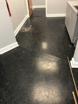 Before & After Floor Cleaning in Matthews, NC (1)