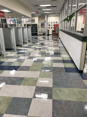 Before & After Floor Cleaning in Rockhill, SC at CSL Plasma (2)