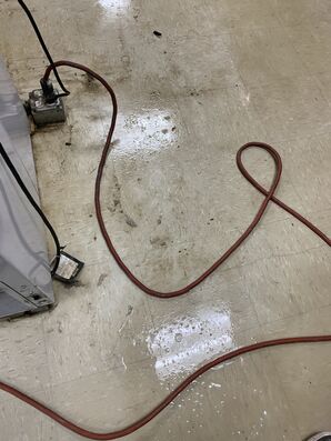 Before and After Floor Care Foothills Grocery and Deli in Thurmond, NC (2)