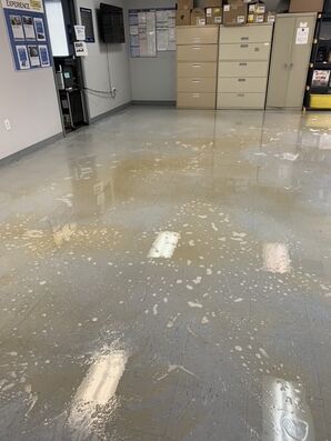 Before and after floor cleaning JB Hunt in Charlotte, NC (3)