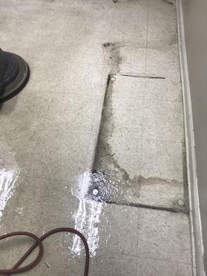 Before & After Floor Care Tega Cay Lube & Wash in Tega Cay, SC (1)