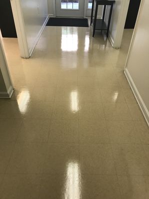 Before & After Floor Care Meadow Lark Glen Apartments in Mooresville, NC (6)