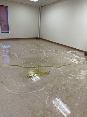Before & After Floor Cleaning at Plainview Baptist Church in Dallas, NC (2)