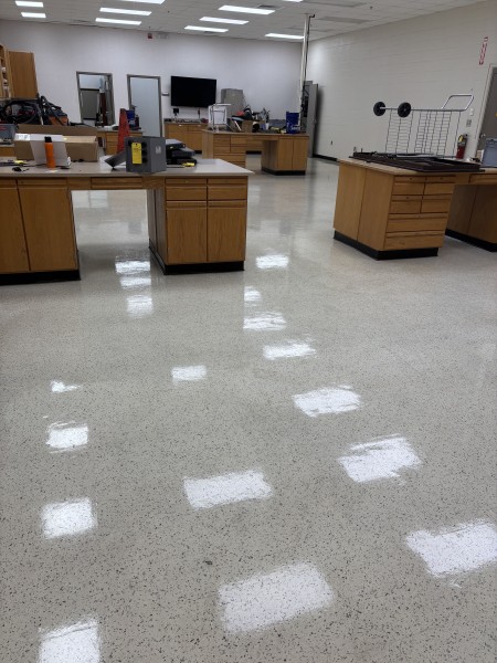 Before & After Commercial Floor Cleaning in Maiden, NC (3)